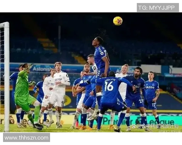 西甲焦点战皇马迎战瓦伦西亚双方争夺三分激战一触即发