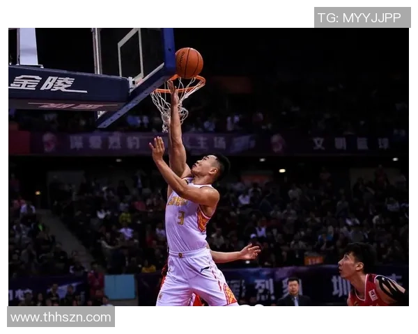 贺希宁：在篮球场上书写青春传奇与奋斗精神的年轻力量